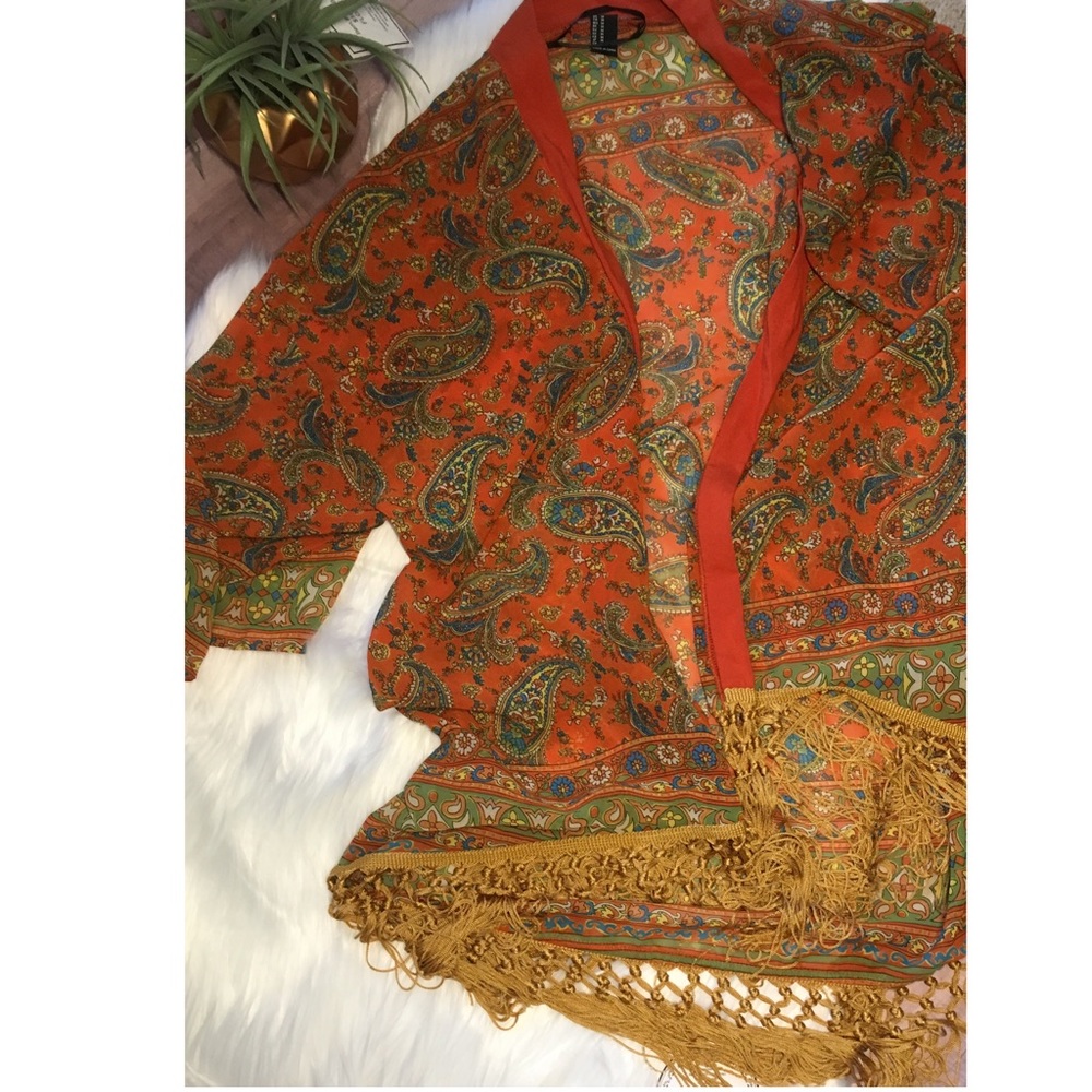 Forever 21 🌵 paisley fringe kimono duster